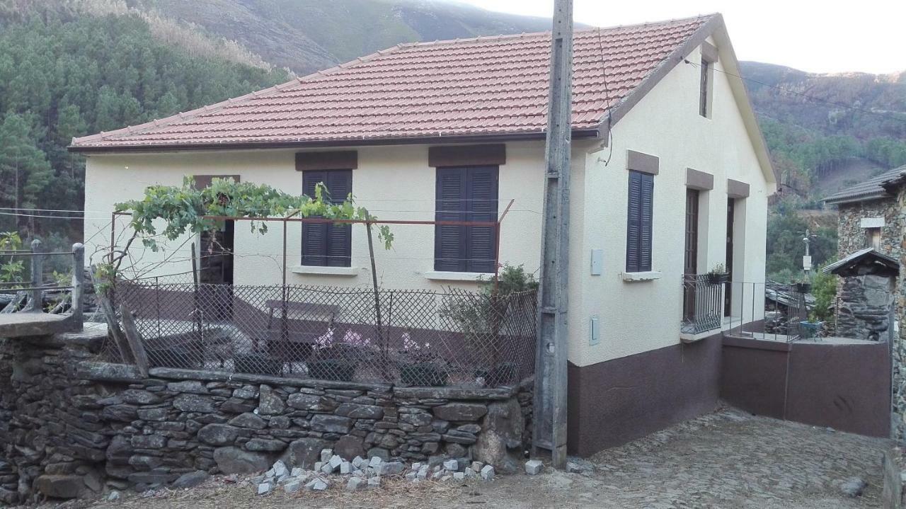 Casa Bernaldo Appartement Covas do Monte Buitenkant foto